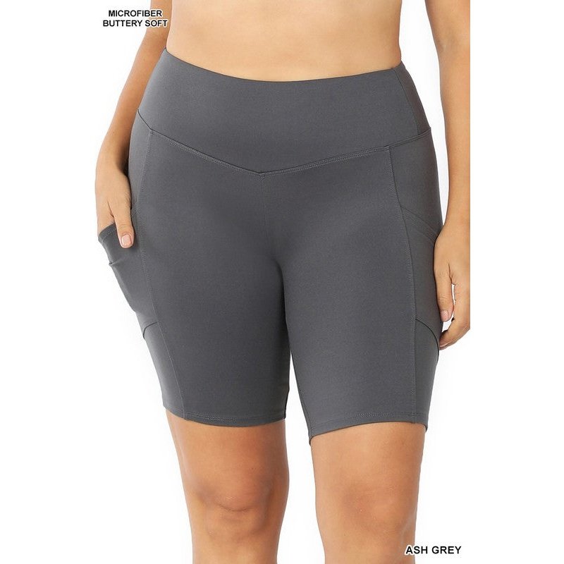 PLUS SIZE ACTIVE SHORTS WITH POCKETS