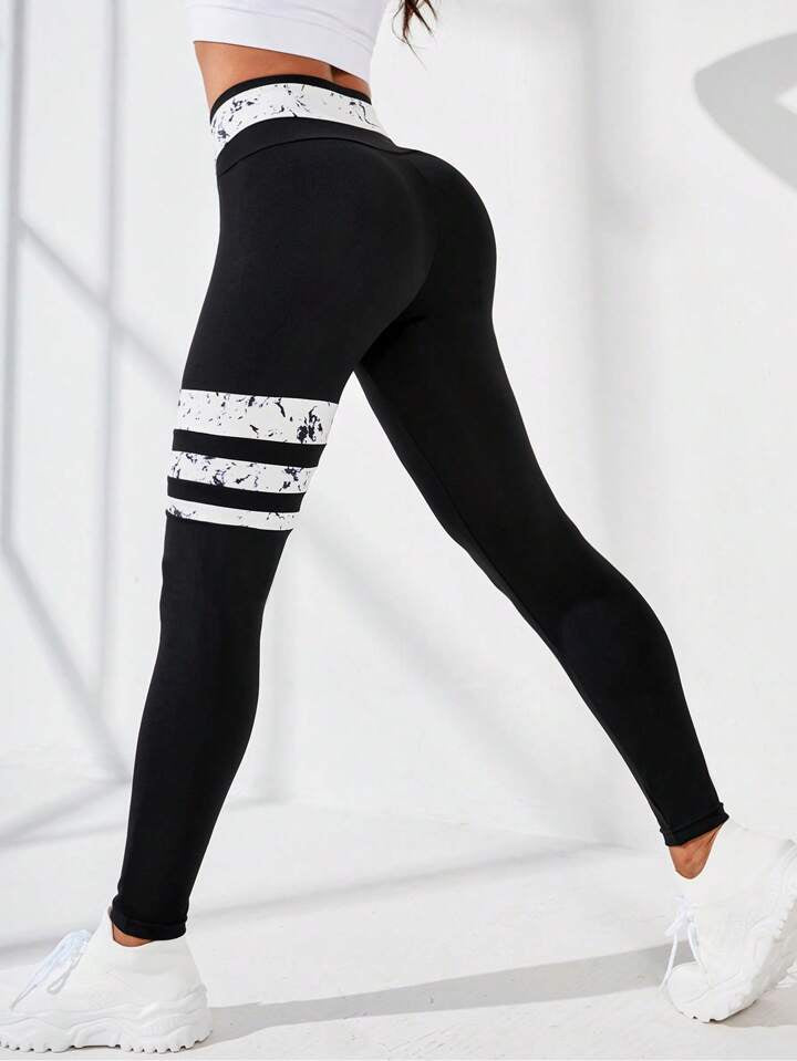 Bombshell V-Waist Striped Socks Leggings