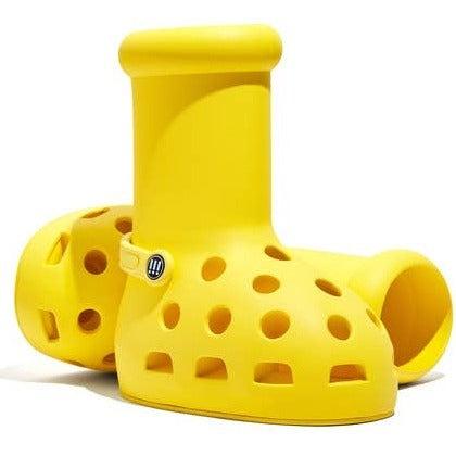 The Viral Big Yellow Boots