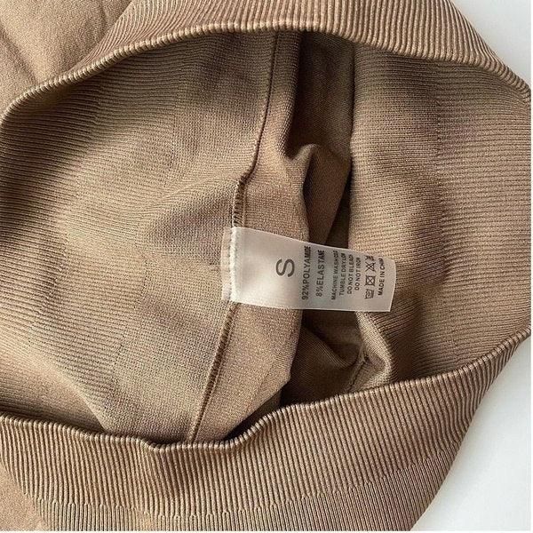 AMPLE SCRUNCH SHORTS - 16 Colorways