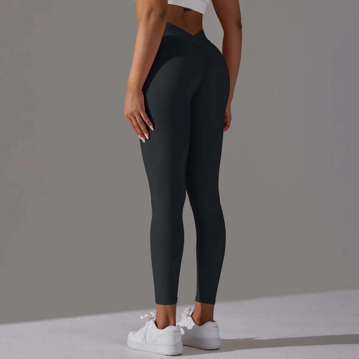 Black Viral V-Back Leggings