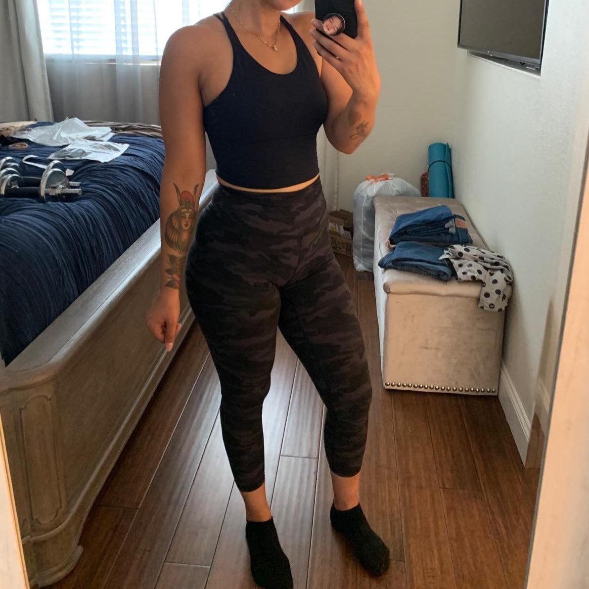 criss cross back sports bra