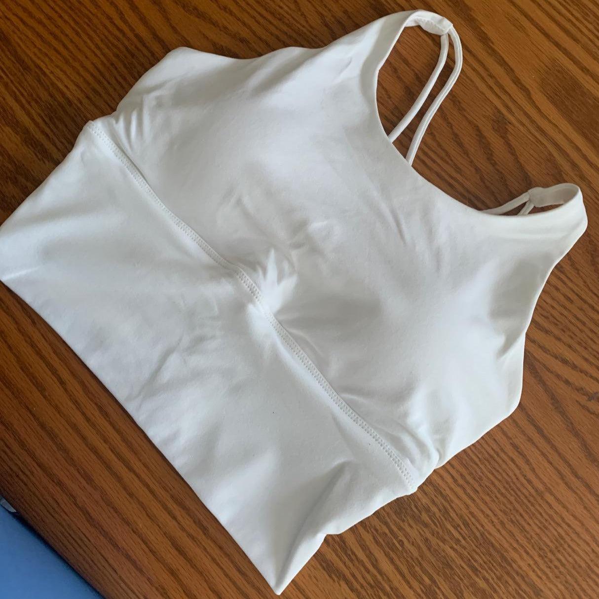 criss cross back sports bra