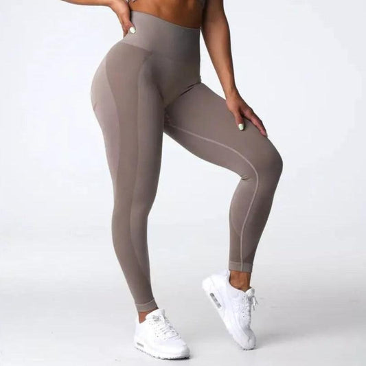 SCRUNCH SEAMLESS LEGGINGS 2.0 - Taupe