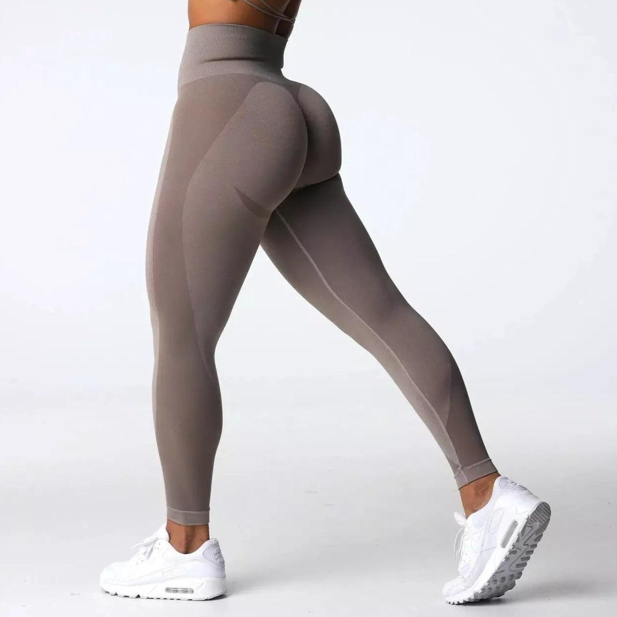 SCRUNCH SEAMLESS LEGGINGS 2.0 - Taupe