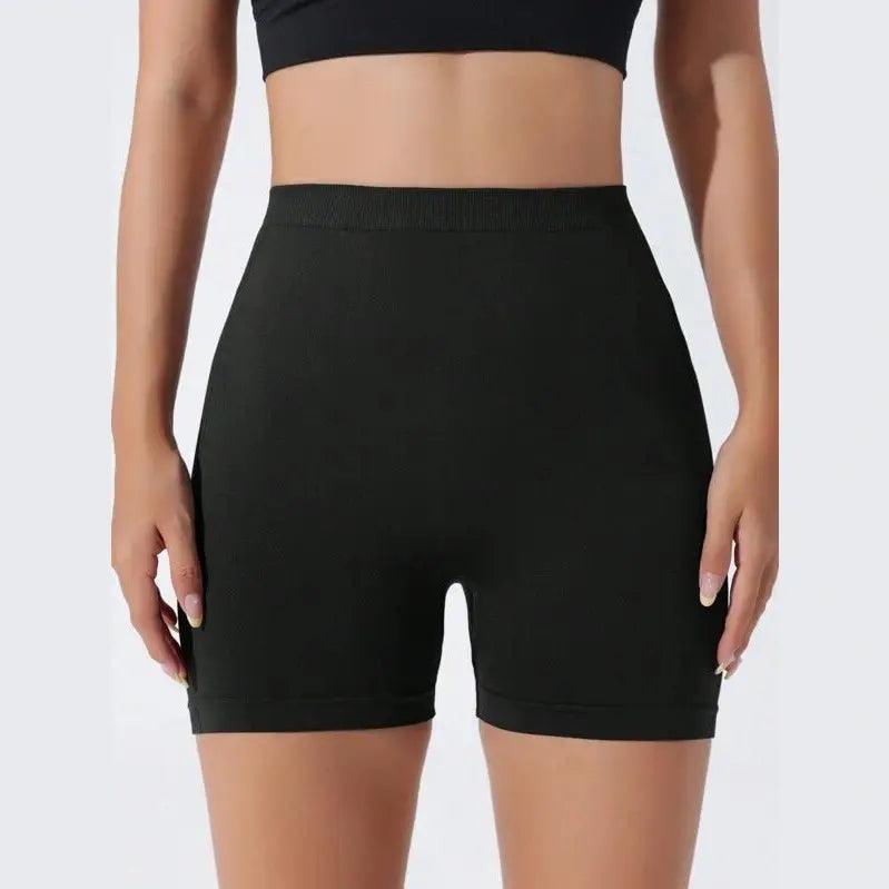 V-BACK SEAMLESS BOOTY SHORTS