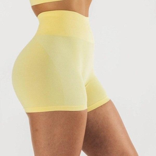 AMPLE SCRUNCH SHORTS - 16 Colorways