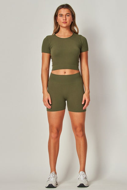CONFIDENCE BIKER SHORTS SET