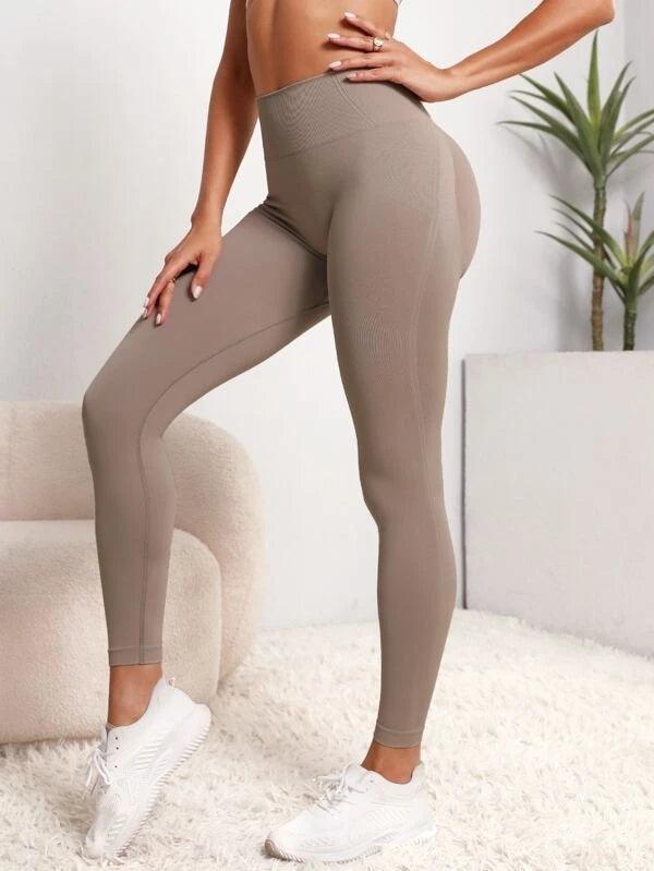 FORBIDDEN SCRUNCH LEGGINGS