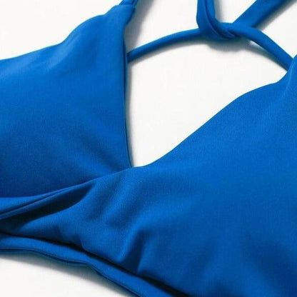 TWIST FRONT HALTER NECK SPORTS BRA