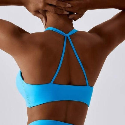 TWIST FRONT HALTER NECK SPORTS BRA