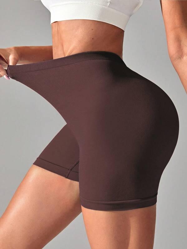 v-back-scrunch-shorts
