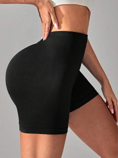 v-back-scrunch-shorts
