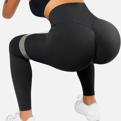 CHEEKY LEGGINGS IN BLACK