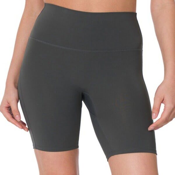 PLUS SIZE V BACK SHORTS