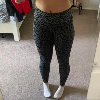 HIGH-WAISTED SEAMLESS LEOPARD LEGGINGS