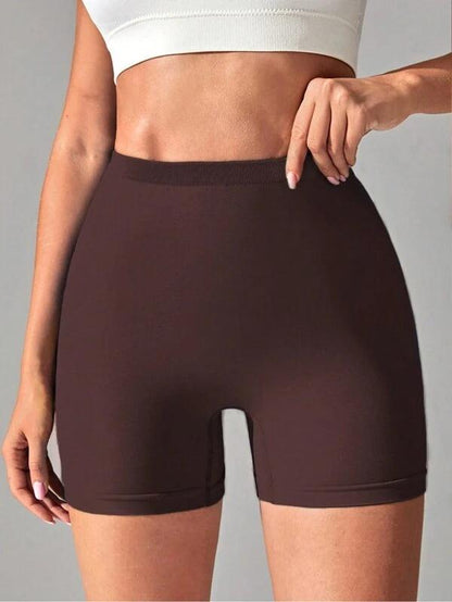 v-back-scrunch-shorts